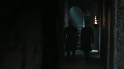 extant_GameOfThrones_6x01-TheRedWoman_0997