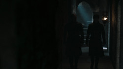 extant_GameOfThrones_6x01-TheRedWoman_1003