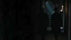 extant_GameOfThrones_6x01-TheRedWoman_1004