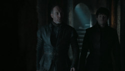 extant_GameOfThrones_6x01-TheRedWoman_1011