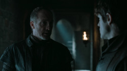 extant_GameOfThrones_6x01-TheRedWoman_1035