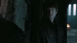 extant_GameOfThrones_6x01-TheRedWoman_1040