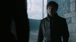 extant_GameOfThrones_6x01-TheRedWoman_1101