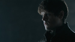 extant_GameOfThrones_6x01-TheRedWoman_1135