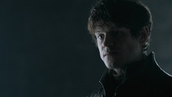 extant_GameOfThrones_6x01-TheRedWoman_1139