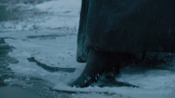 extant_GameOfThrones_6x01-TheRedWoman_1214