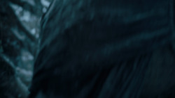 extant_GameOfThrones_6x01-TheRedWoman_1320