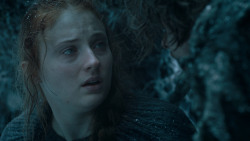 extant_GameOfThrones_6x01-TheRedWoman_1400