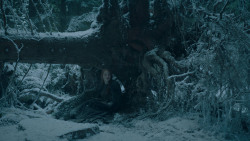 extant_GameOfThrones_6x01-TheRedWoman_1411