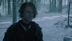 extant_GameOfThrones_6x01-TheRedWoman_1458