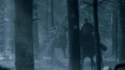 extant_GameOfThrones_6x01-TheRedWoman_1520
