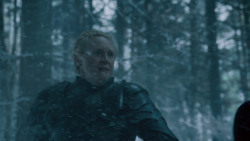 extant_GameOfThrones_6x01-TheRedWoman_1542