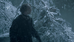 extant_GameOfThrones_6x01-TheRedWoman_1616