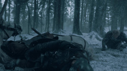 extant_GameOfThrones_6x01-TheRedWoman_1647
