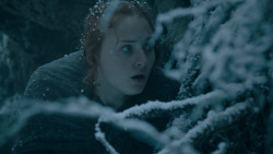 extant_GameOfThrones_6x01-TheRedWoman_1706