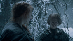 extant_GameOfThrones_6x01-TheRedWoman_1785