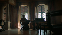 extant_GameOfThrones_6x01-TheRedWoman_1916