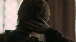 extant_GameOfThrones_6x01-TheRedWoman_1922