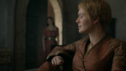 extant_GameOfThrones_6x01-TheRedWoman_1946
