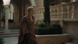 extant_GameOfThrones_6x01-TheRedWoman_1961