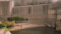 extant_GameOfThrones_6x01-TheRedWoman_1986