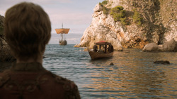 extant_GameOfThrones_6x01-TheRedWoman_1994
