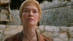 extant_GameOfThrones_6x01-TheRedWoman_2036
