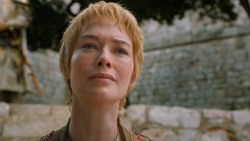 extant_GameOfThrones_6x01-TheRedWoman_2052