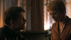 extant_GameOfThrones_6x01-TheRedWoman_2179