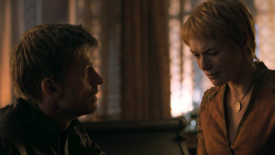 extant_GameOfThrones_6x01-TheRedWoman_2180
