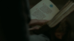 extant_GameOfThrones_6x01-TheRedWoman_2379