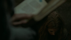 extant_GameOfThrones_6x01-TheRedWoman_2383