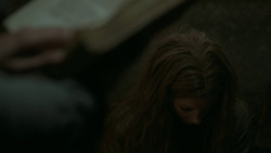 extant_GameOfThrones_6x01-TheRedWoman_2387