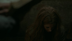 extant_GameOfThrones_6x01-TheRedWoman_2390