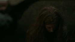 extant_GameOfThrones_6x01-TheRedWoman_2392
