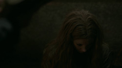 extant_GameOfThrones_6x01-TheRedWoman_2394