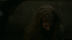 extant_GameOfThrones_6x01-TheRedWoman_2395