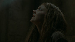 extant_GameOfThrones_6x01-TheRedWoman_2407