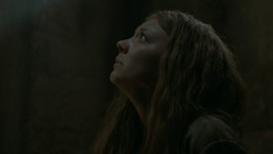 extant_GameOfThrones_6x01-TheRedWoman_2408