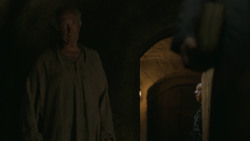 extant_GameOfThrones_6x01-TheRedWoman_2448
