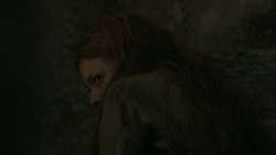 extant_GameOfThrones_6x01-TheRedWoman_2461