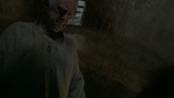 extant_GameOfThrones_6x01-TheRedWoman_2466