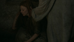 extant_GameOfThrones_6x01-TheRedWoman_2469