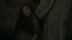 extant_GameOfThrones_6x01-TheRedWoman_2474