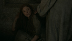 extant_GameOfThrones_6x01-TheRedWoman_2476