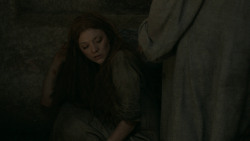 extant_GameOfThrones_6x01-TheRedWoman_2478
