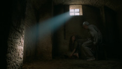 extant_GameOfThrones_6x01-TheRedWoman_2504