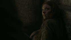 extant_GameOfThrones_6x01-TheRedWoman_2515