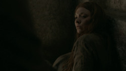 extant_GameOfThrones_6x01-TheRedWoman_2518
