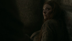 extant_GameOfThrones_6x01-TheRedWoman_2523
